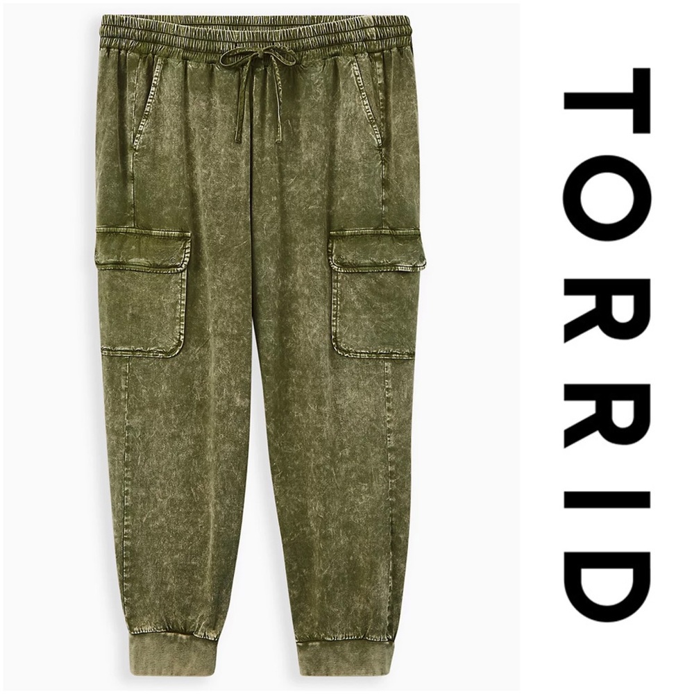 TORRID RELAXED FIT JOGGER - CHALLIS OLIVE GREEN